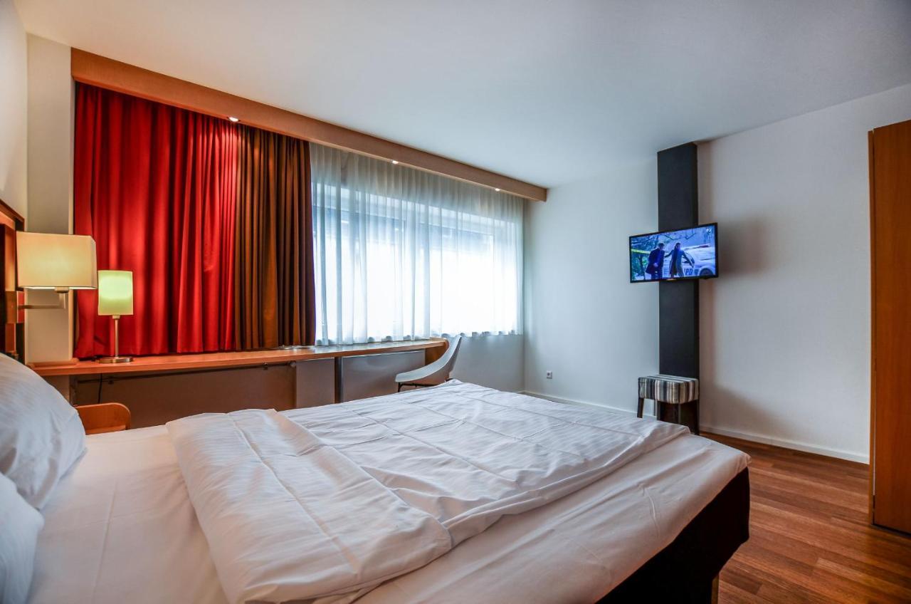 Stay Lev Hotel Leverkusen Eksteriør bilde